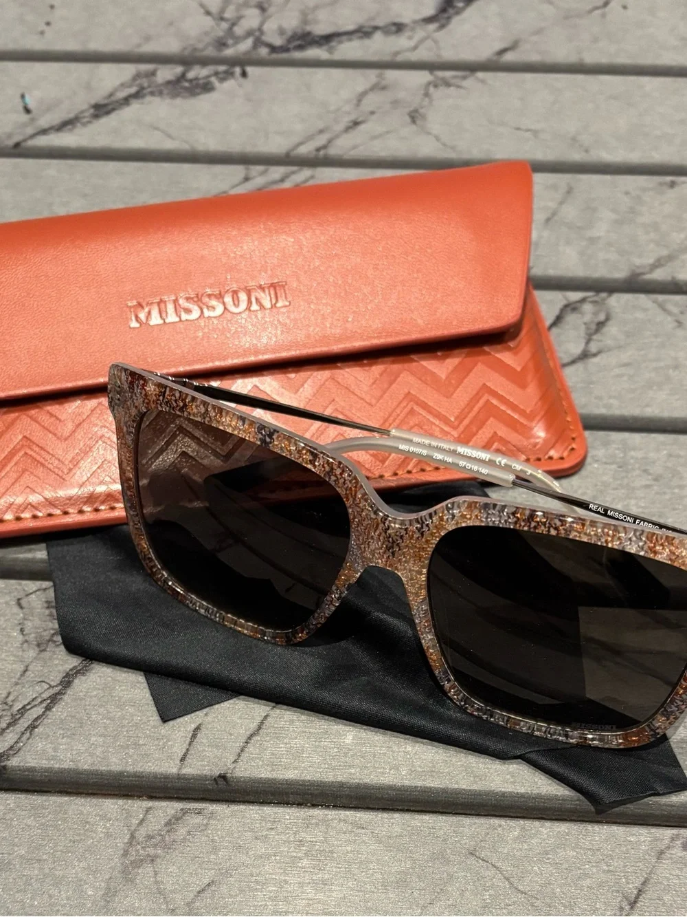 Authentic Designer Missoni Women’s Sunglasses  Square Frames . Made in Italy